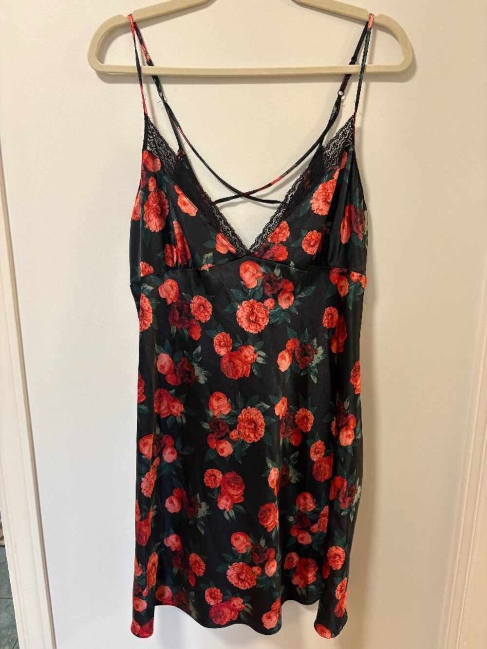 Ambrielle Floral Lace-Trim Satin Chemise Nightgown Slip Dress XL Black Red